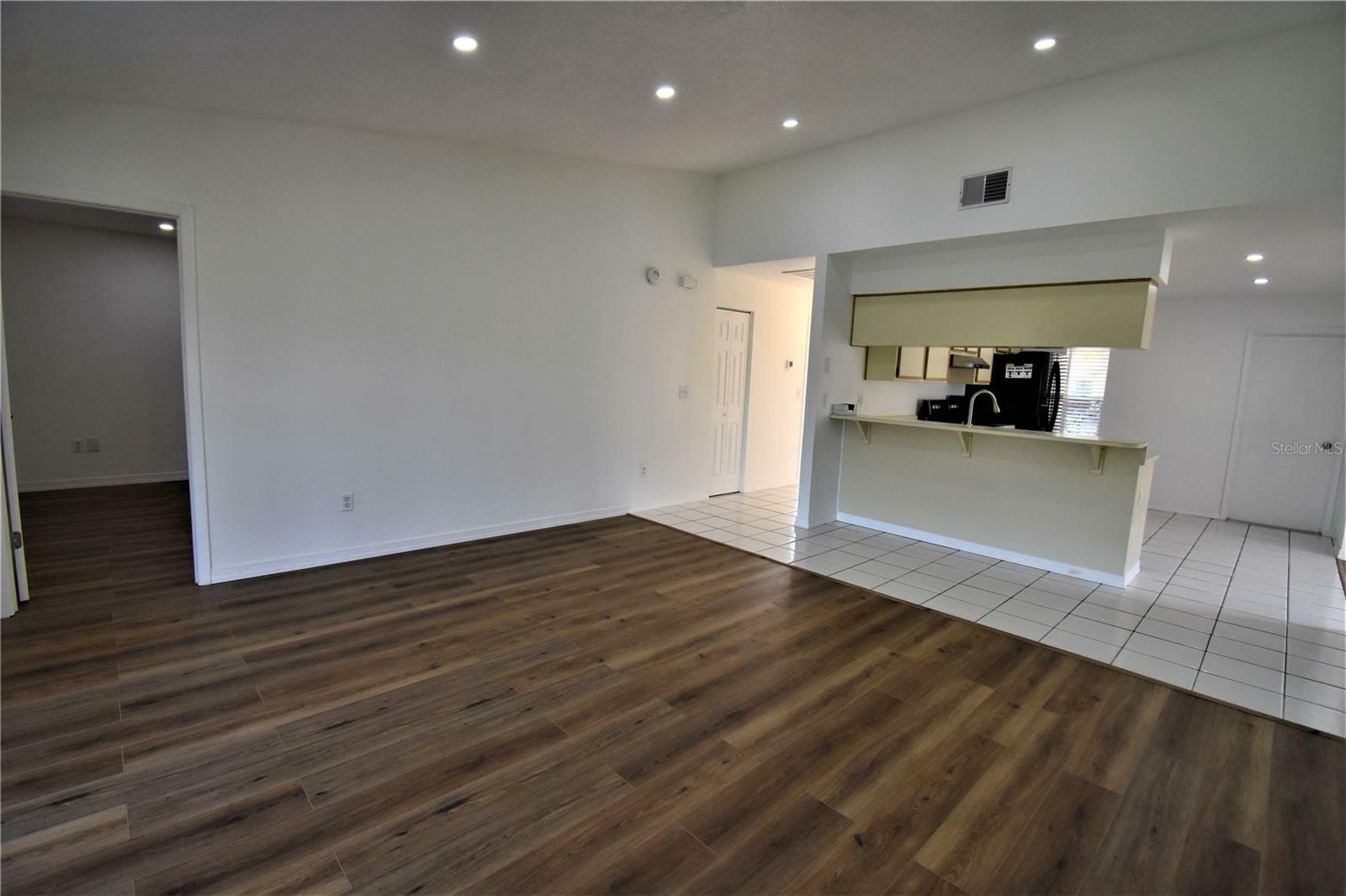 Property Photo:  14022 Citrus Pointe Drive  FL 33625 