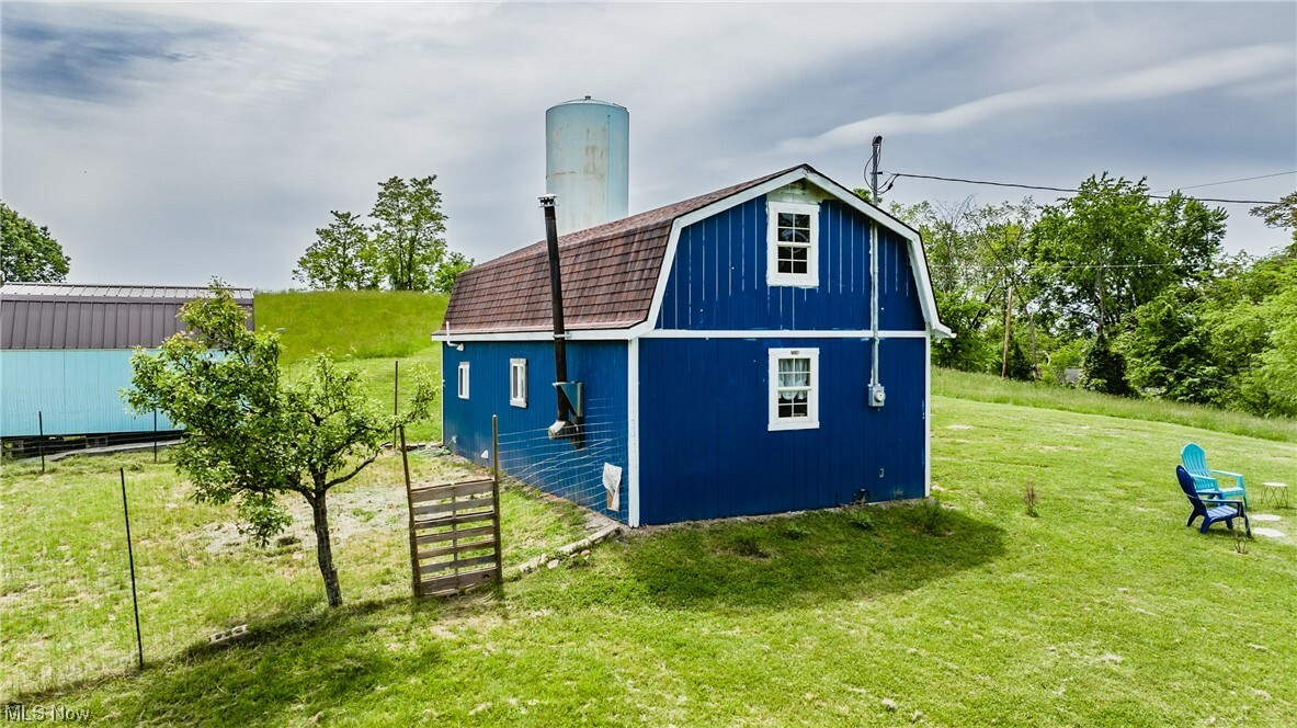 Property Photo: 3939 Loomis Ridge WV 26104