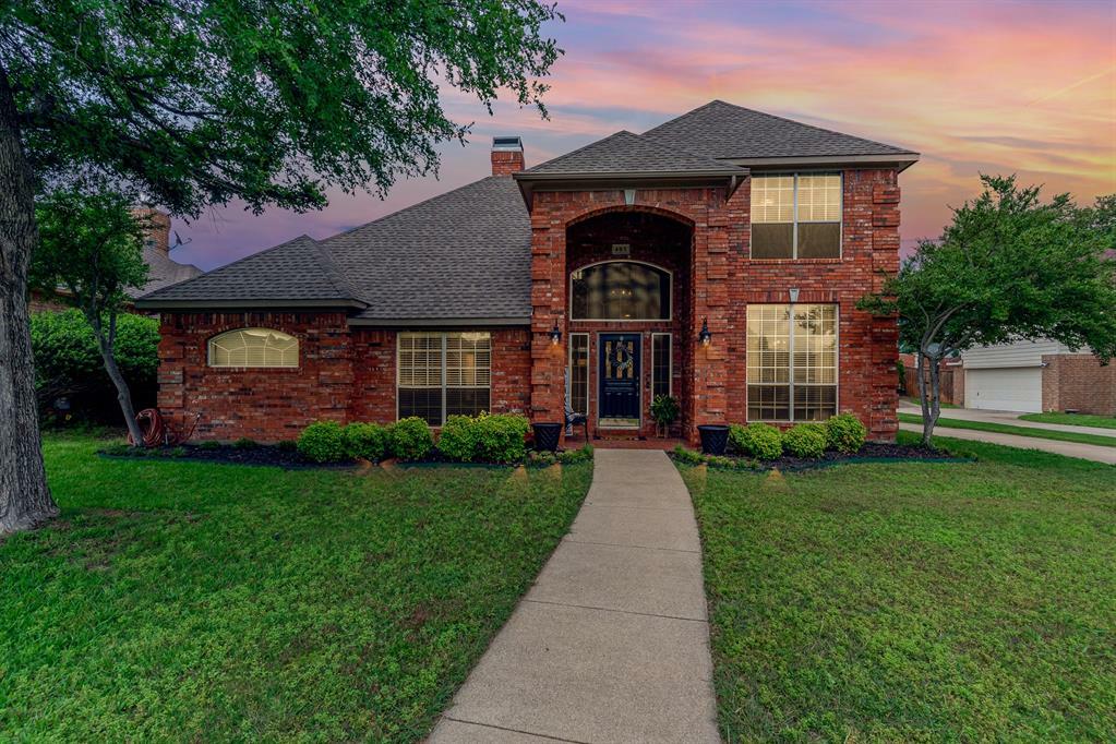 Property Photo: 405 Brazil Drive TX 76054