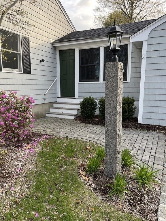 Property Photo:  25 Margaret Road  MA 01982 