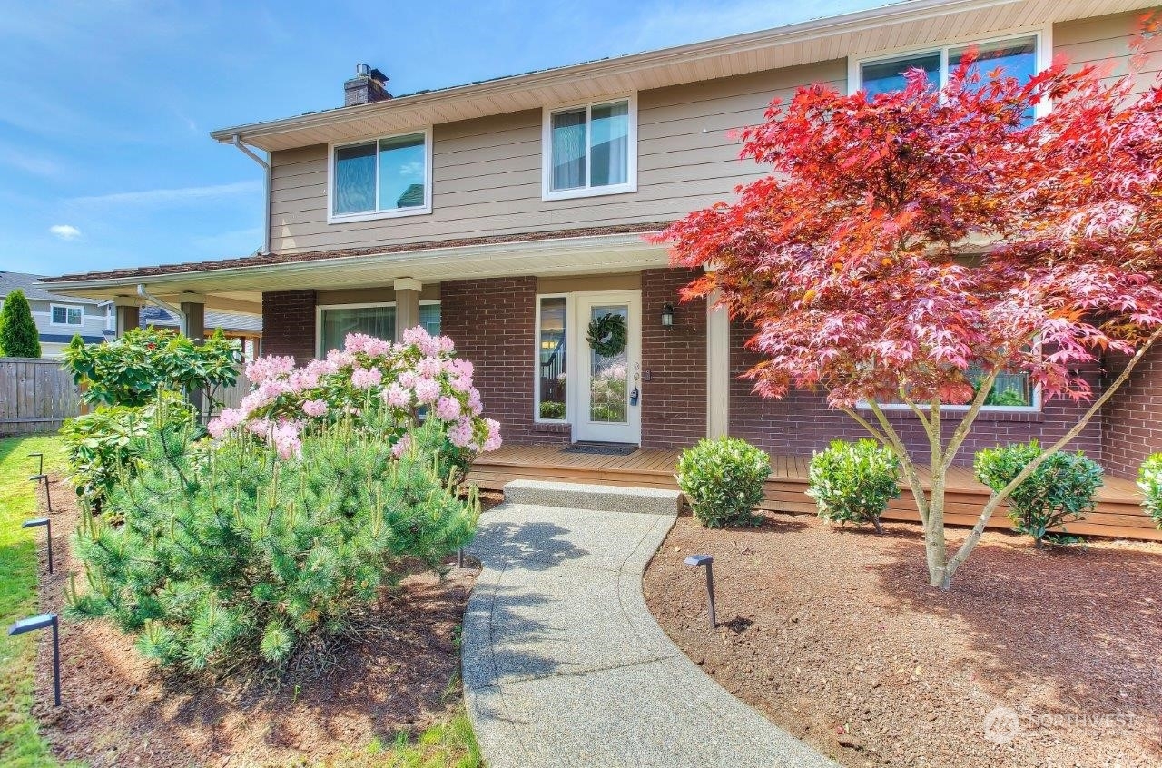 Property Photo:  15423 SE 277th Place  WA 98042 