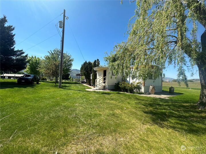 Property Photo: 20 Nigg Drive WA 98844