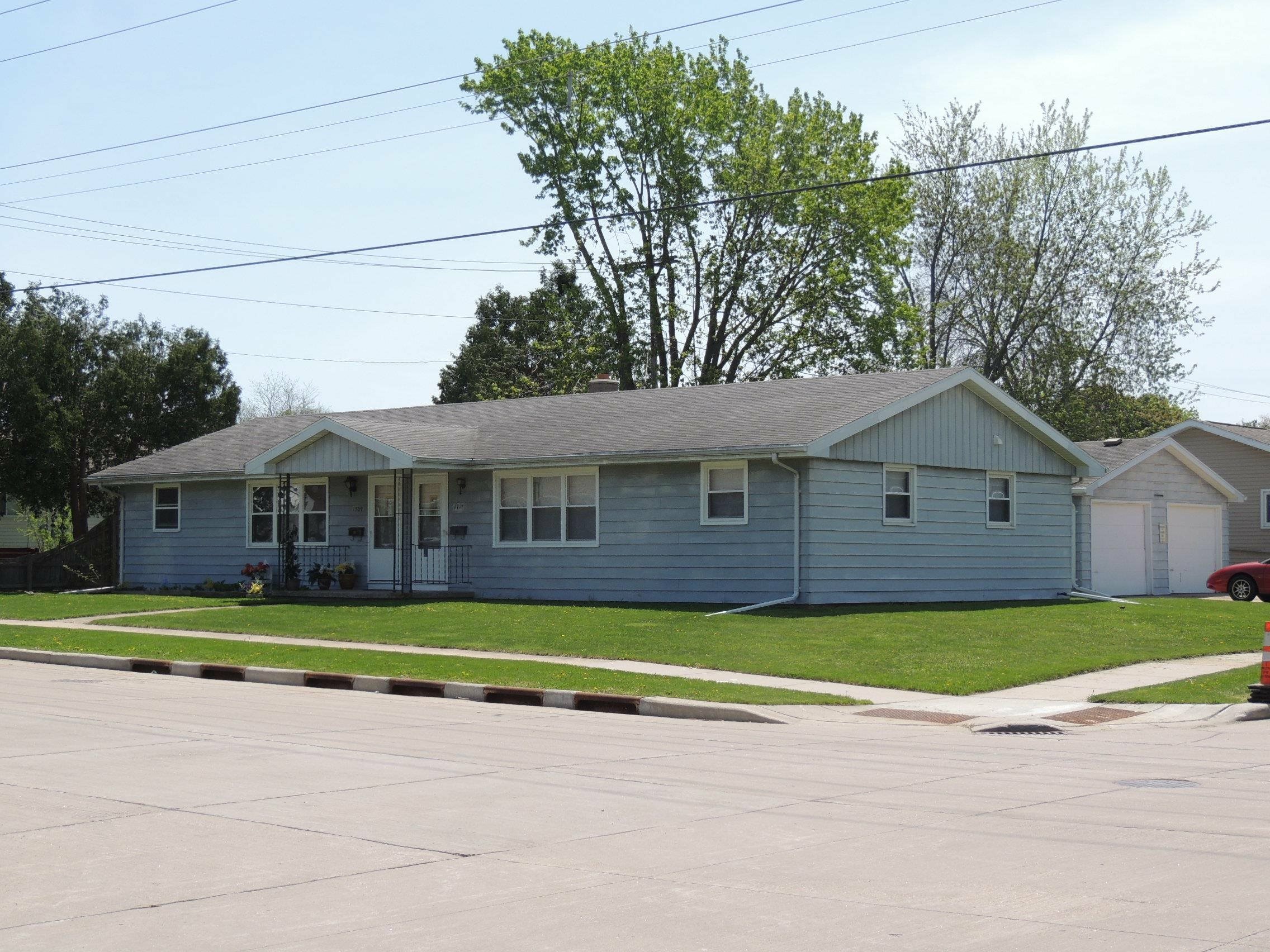 1709 W Pershing Street  Appleton WI 54914 photo