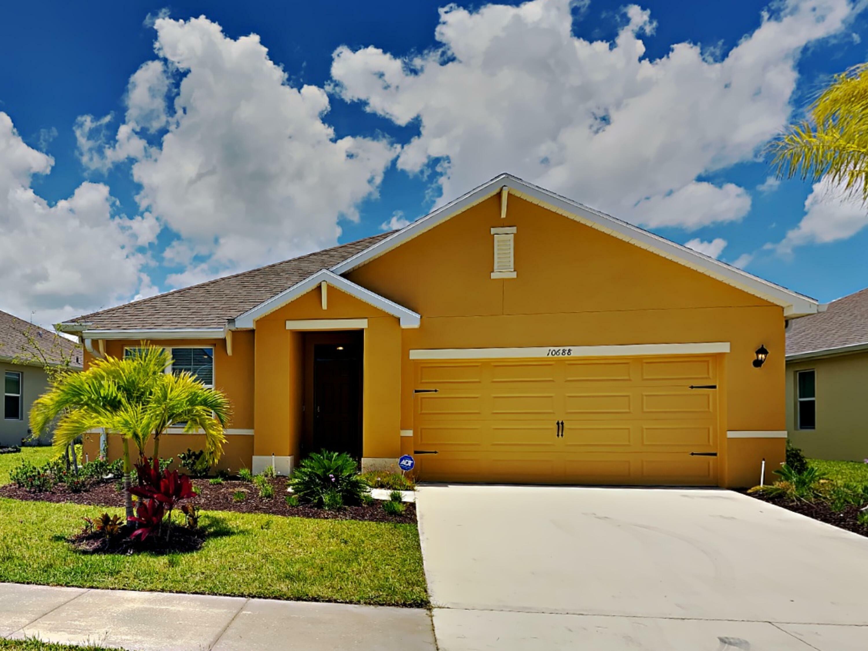 Property Photo:  10688 SW Prato Way  FL 34987 