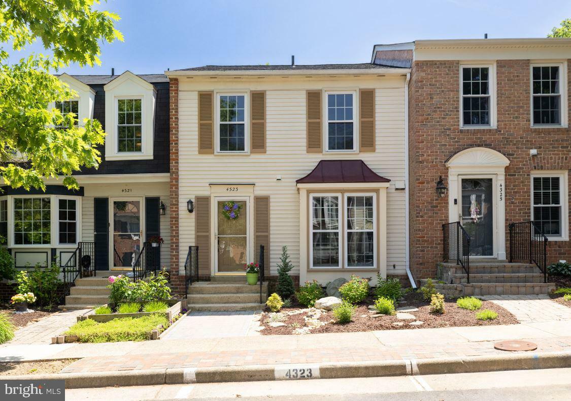 Property Photo:  4323 Gypsy Court  VA 22310 