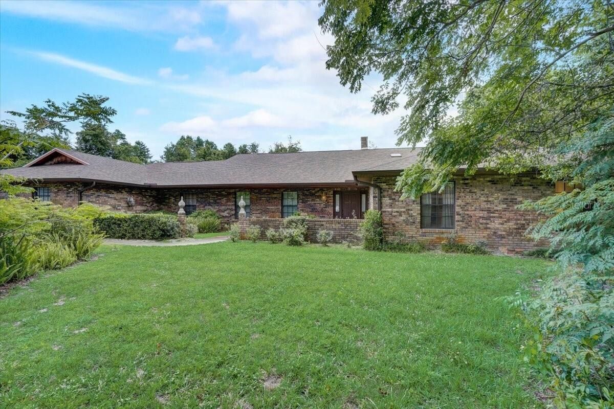 Property Photo:  2012 Rocky Hill Drive  FL 32738 