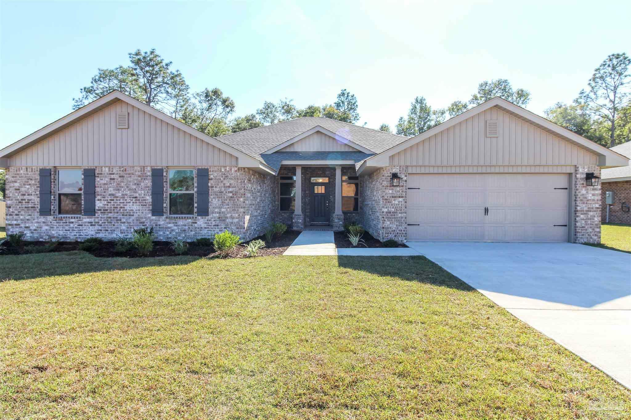 Property Photo:  6039 Parsonage Cir  FL 32570 