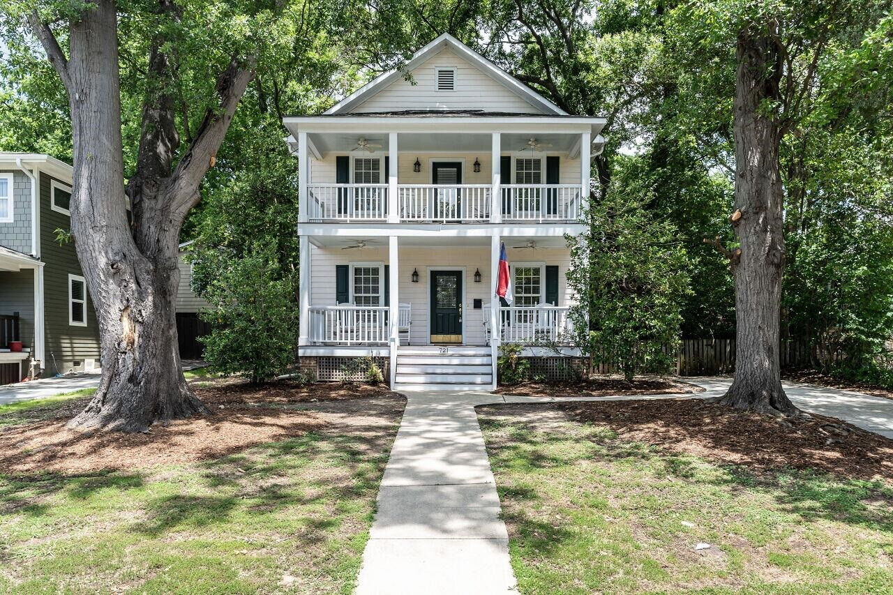 Property Photo:  721 New Road  NC 27608 
