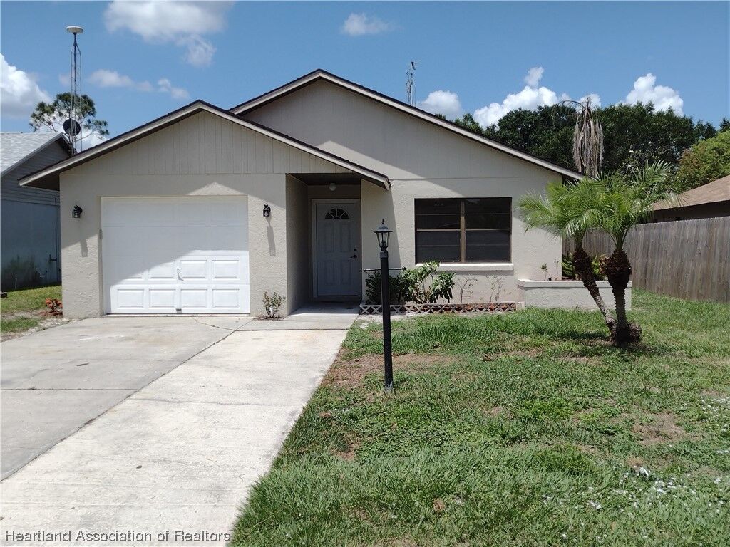 Property Photo:  4029 Elson Avenue  FL 33875 