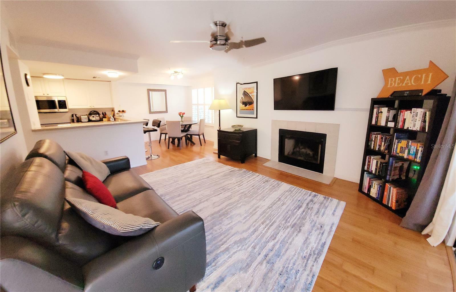 Property Photo: 850 S Tamiami Trail 708 FL 34236