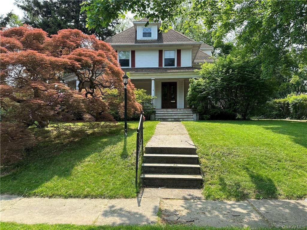Property Photo: 7 Ridgeview Avenue NY 10606