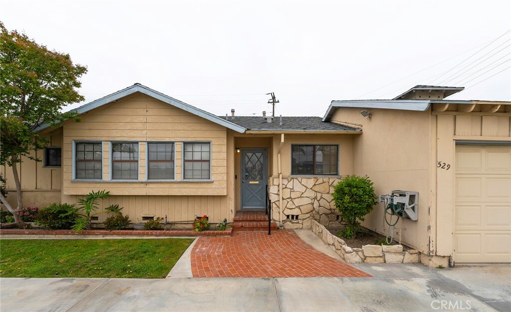 Property Photo:  529 N Sunkist Street  CA 92806 