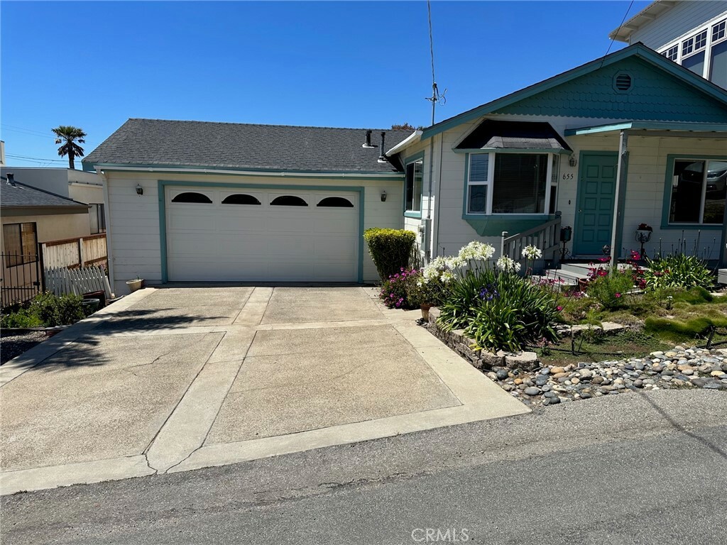 Property Photo:  655 Elena Street  CA 93442 