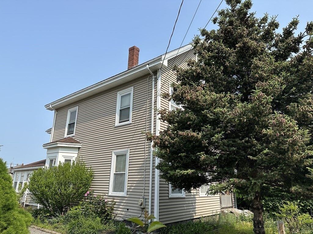 Property Photo:  39 Floyd Street  MA 02453 