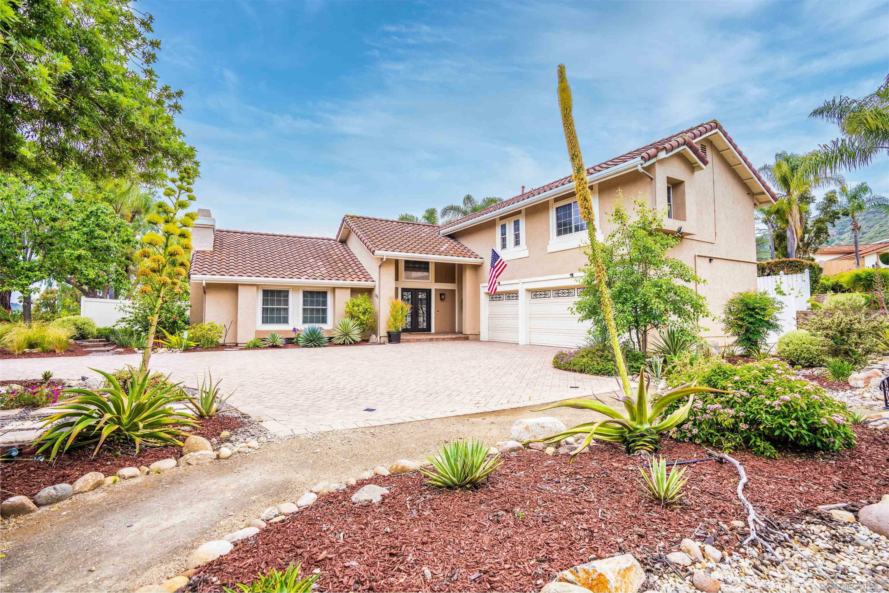 Property Photo: 3359 Avenida Sierra CA 92029