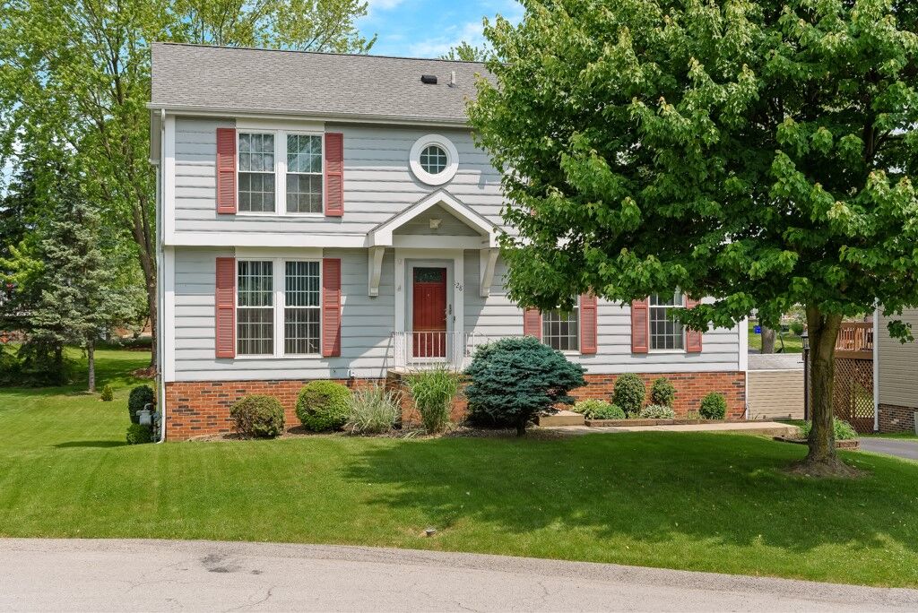Property Photo:  128 Clearbrook Dr  PA 16066 