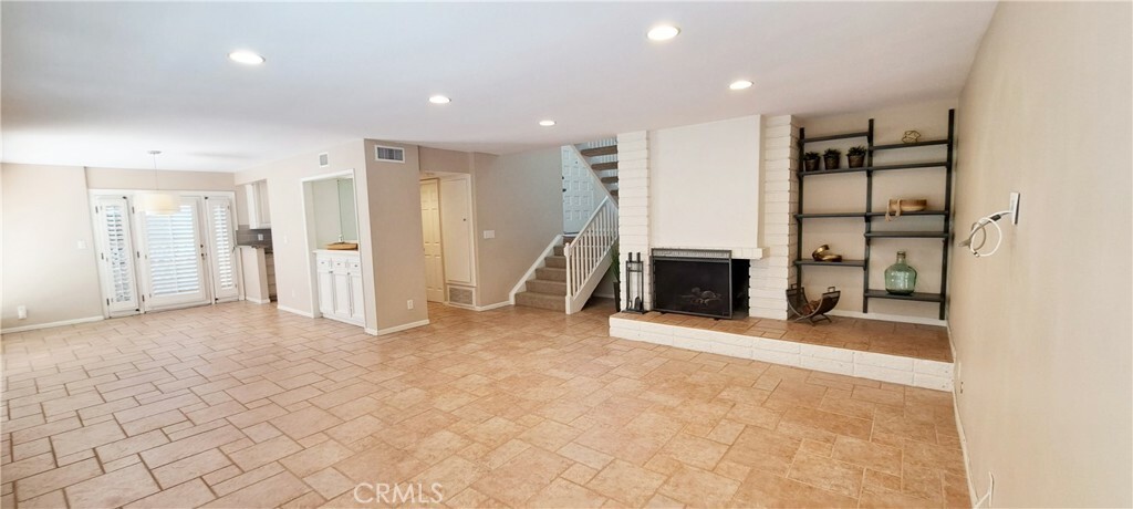 Property Photo:  2150 Vista Dorado  CA 92660 