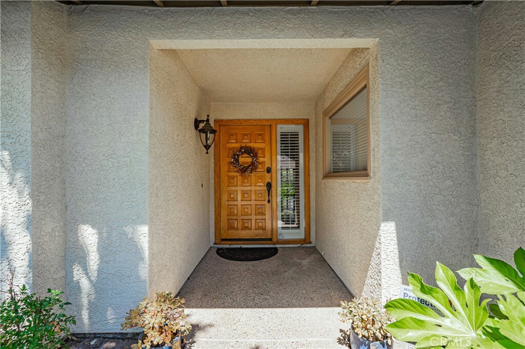 Property Photo:  38360 Oaktree  CA 92562 