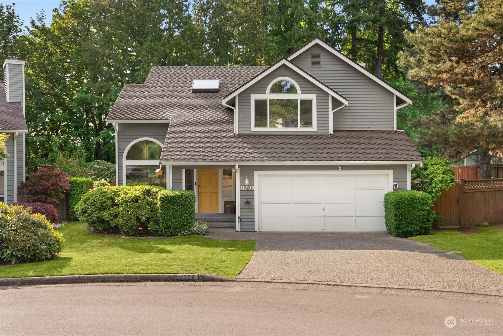 Property Photo:  11708 NE 165th Place  WA 98011 