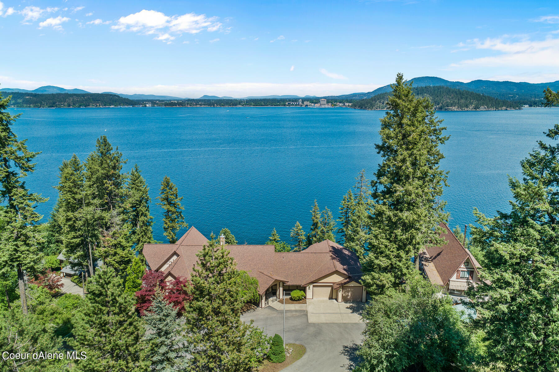 Property Photo:  1219 W Steamboat Dr  ID 83814 