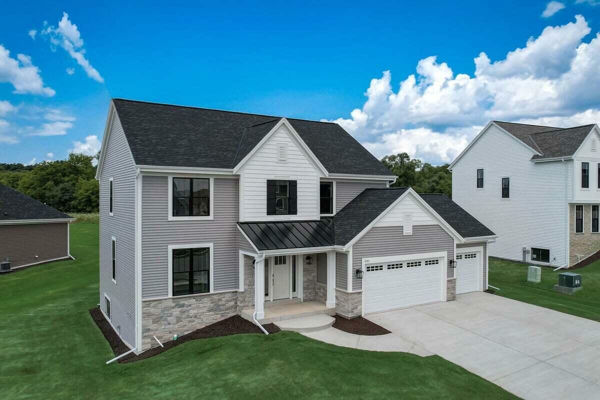 Property Photo: 3741 Howell Oaks Dr WI 53188