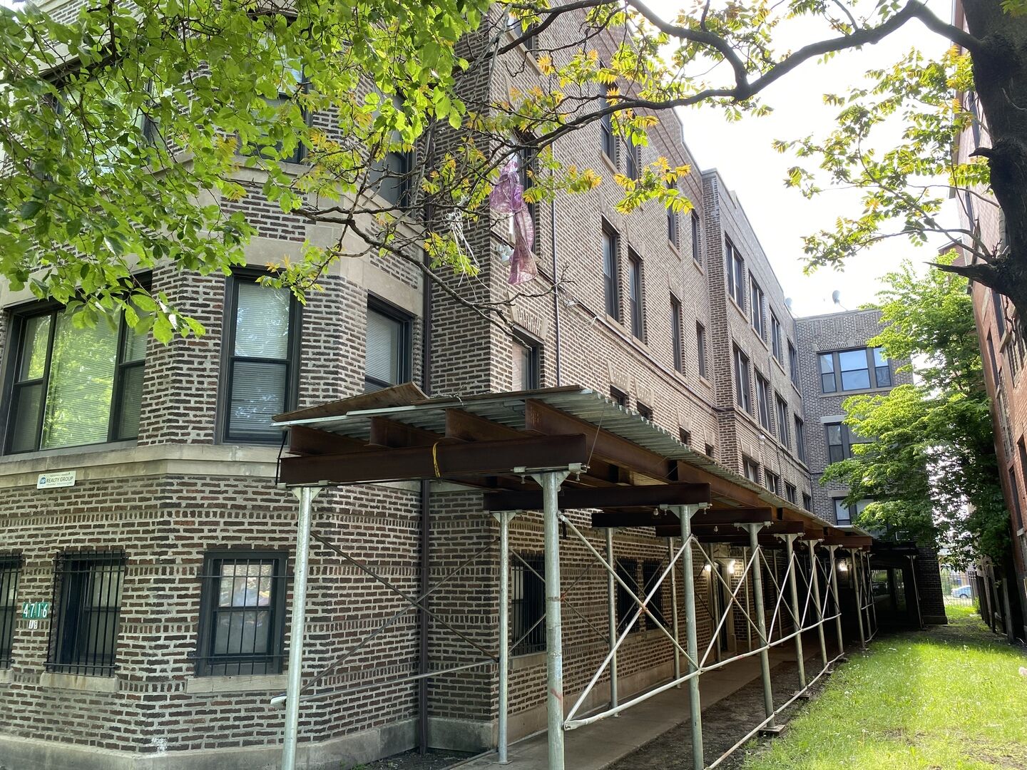 Property Photo:  4718 S King Drive 2W  IL 60615 