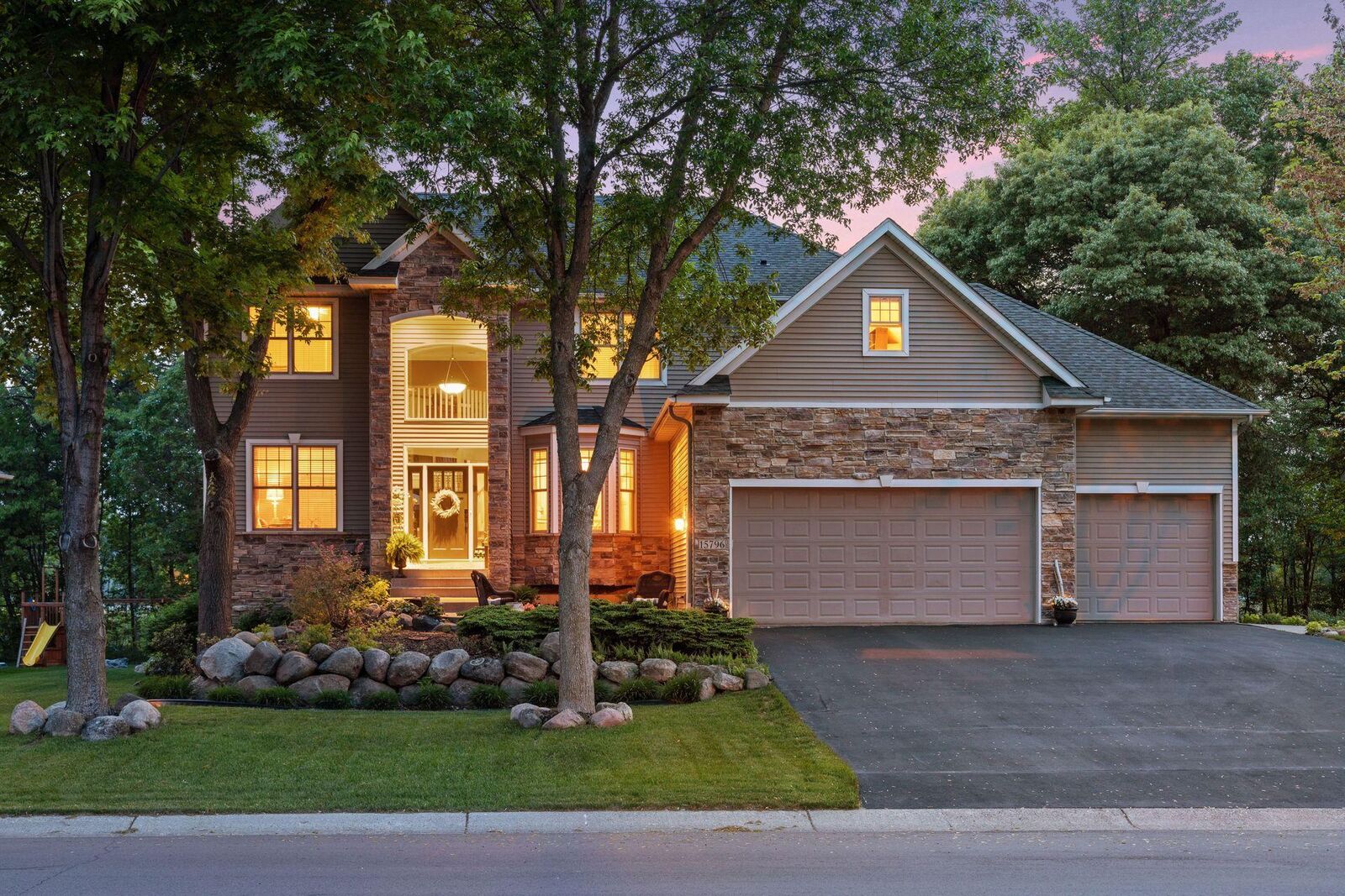 Property Photo:  15796 Yellow Pine Street NW  MN 55304 