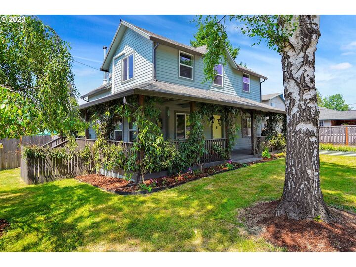 616 W Main St  Silverton OR 97381 photo