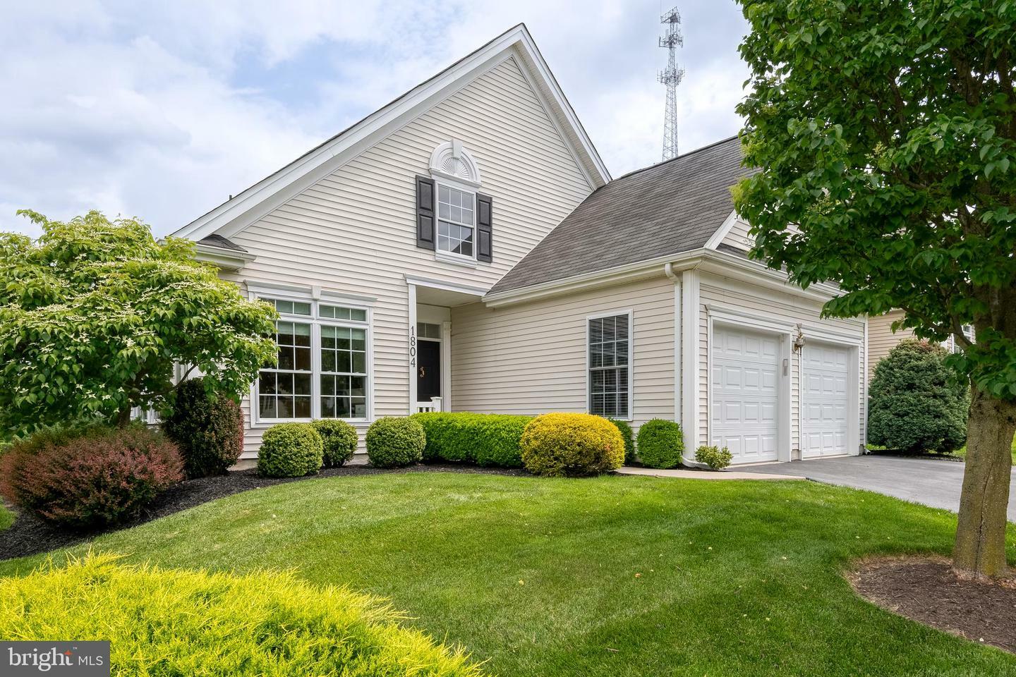 Property Photo:  1804 Risser Lane  PA 17601 