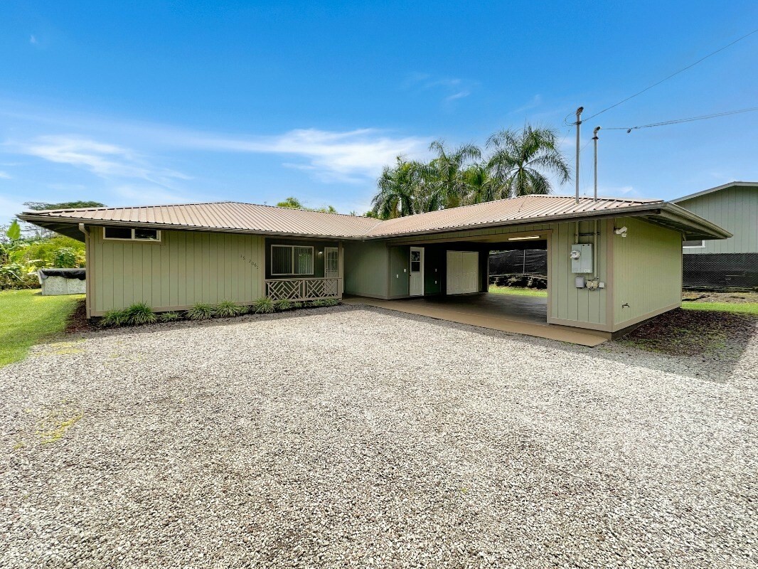Property Photo:  16-2061 Vanda Dr  HI 96778 