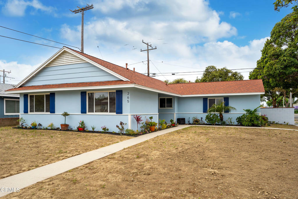 Property Photo:  265 Glenwood Avenue  CA 93003 