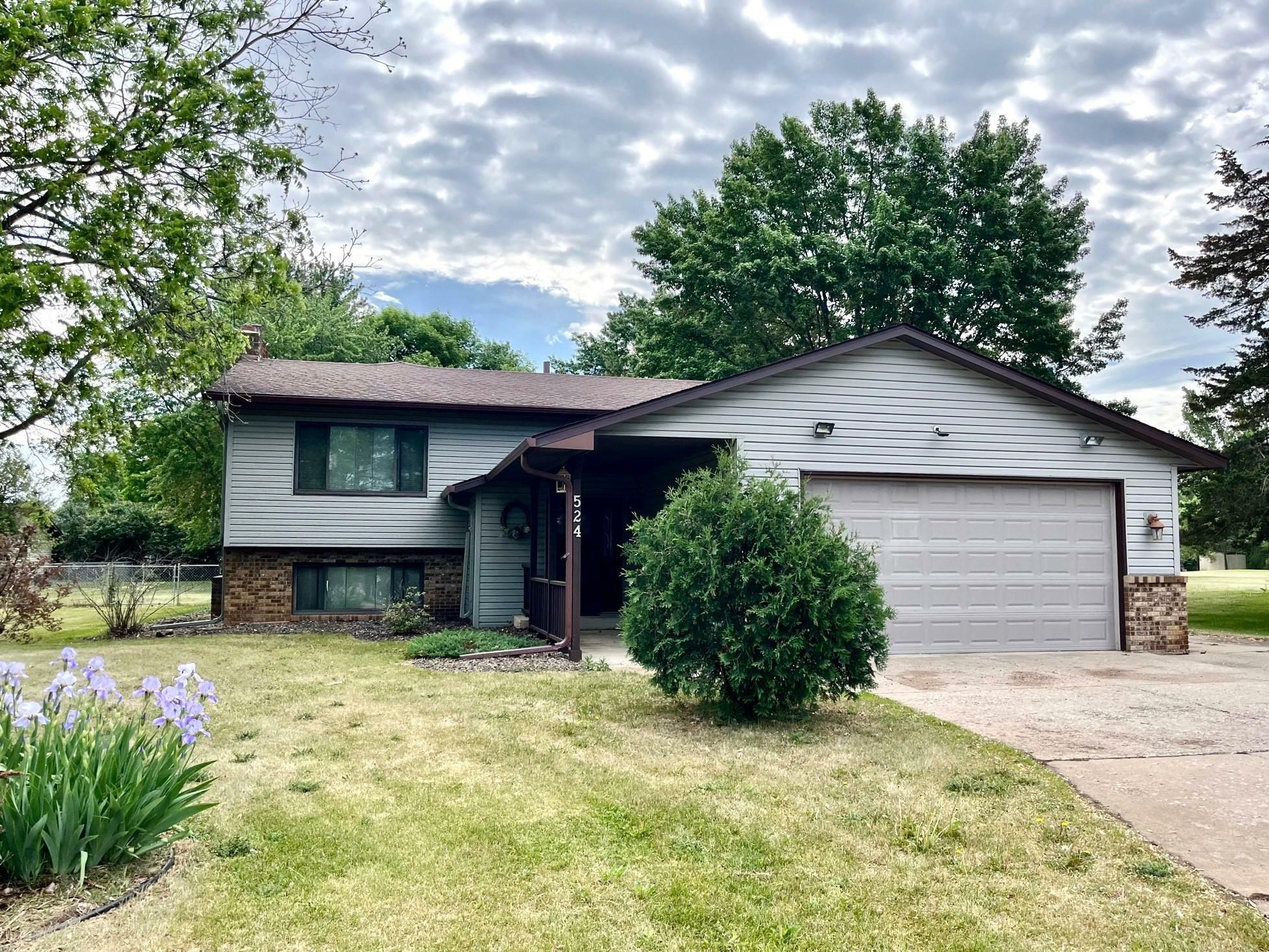 Property Photo:  524 1st Avenue NE  MN 56374 