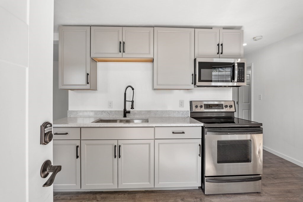 Property Photo:  30 Dunbar Pl  MA 01331 