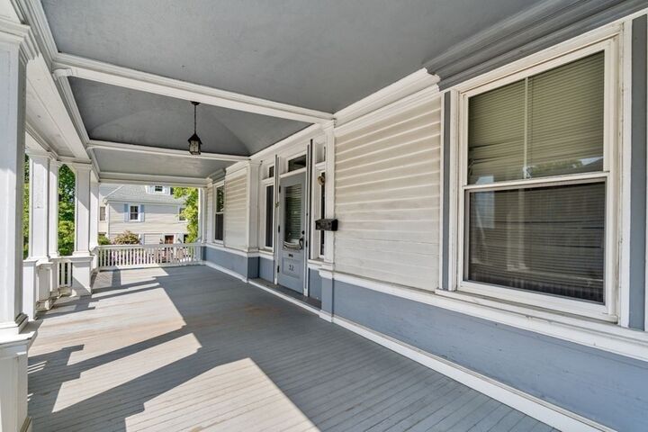 Property Photo: 32 Windsor St MA 01605