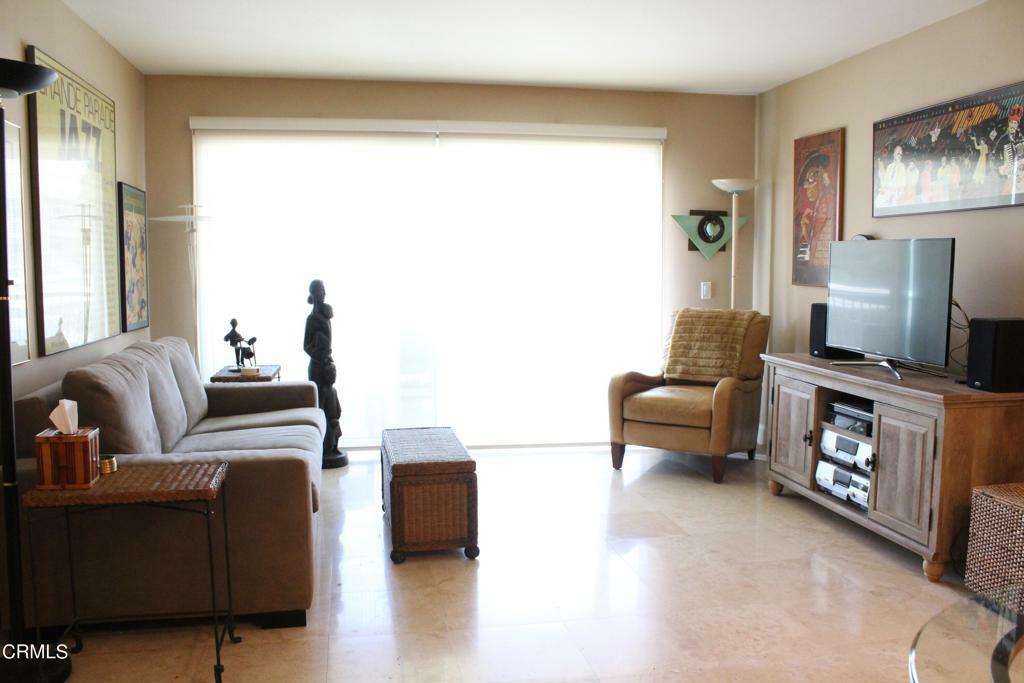Property Photo: 659 Bluewater Way CA 93041