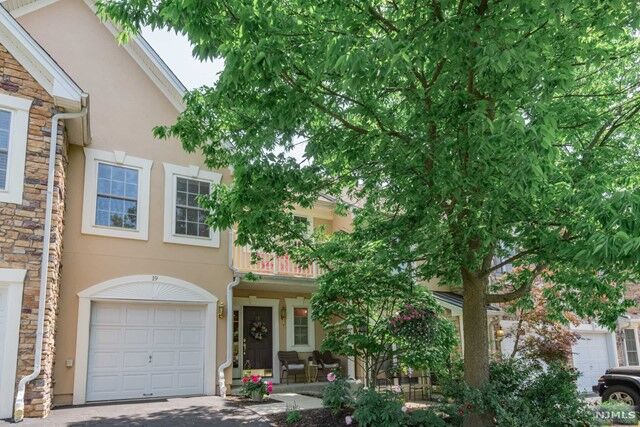Property Photo:  19 Magnolia Way  NJ 07508 
