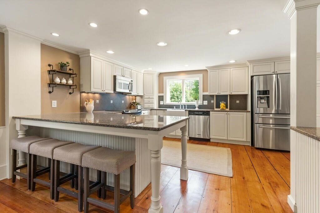 Property Photo: 42 South Main Street 1 MA 01983