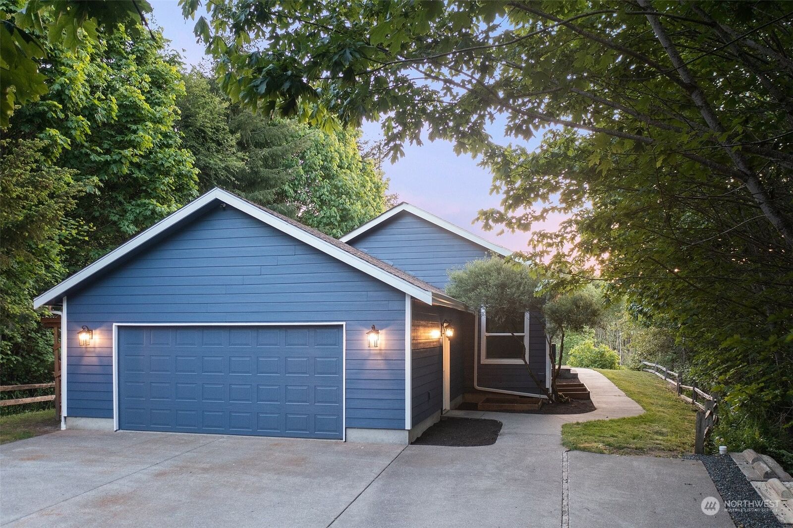 Property Photo: 1075 Falls Drive WA 98229