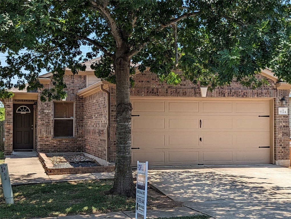 9224 Edmundsbury Drive  Austin TX 78747 photo
