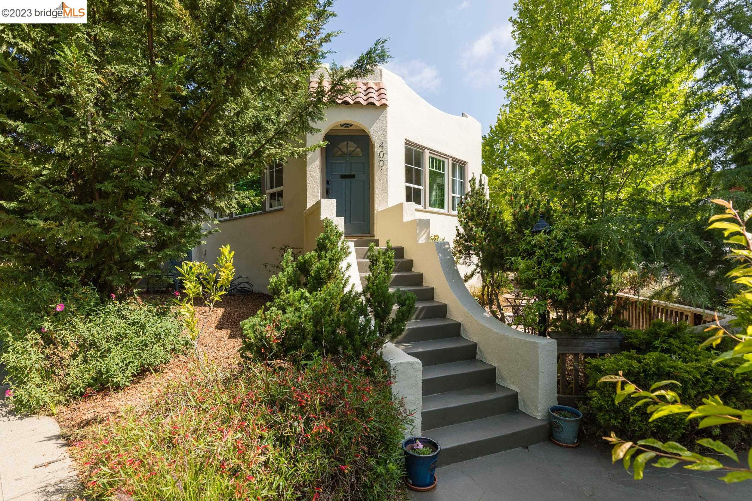 Property Photo:  4001 Laurel Ave  CA 94602 