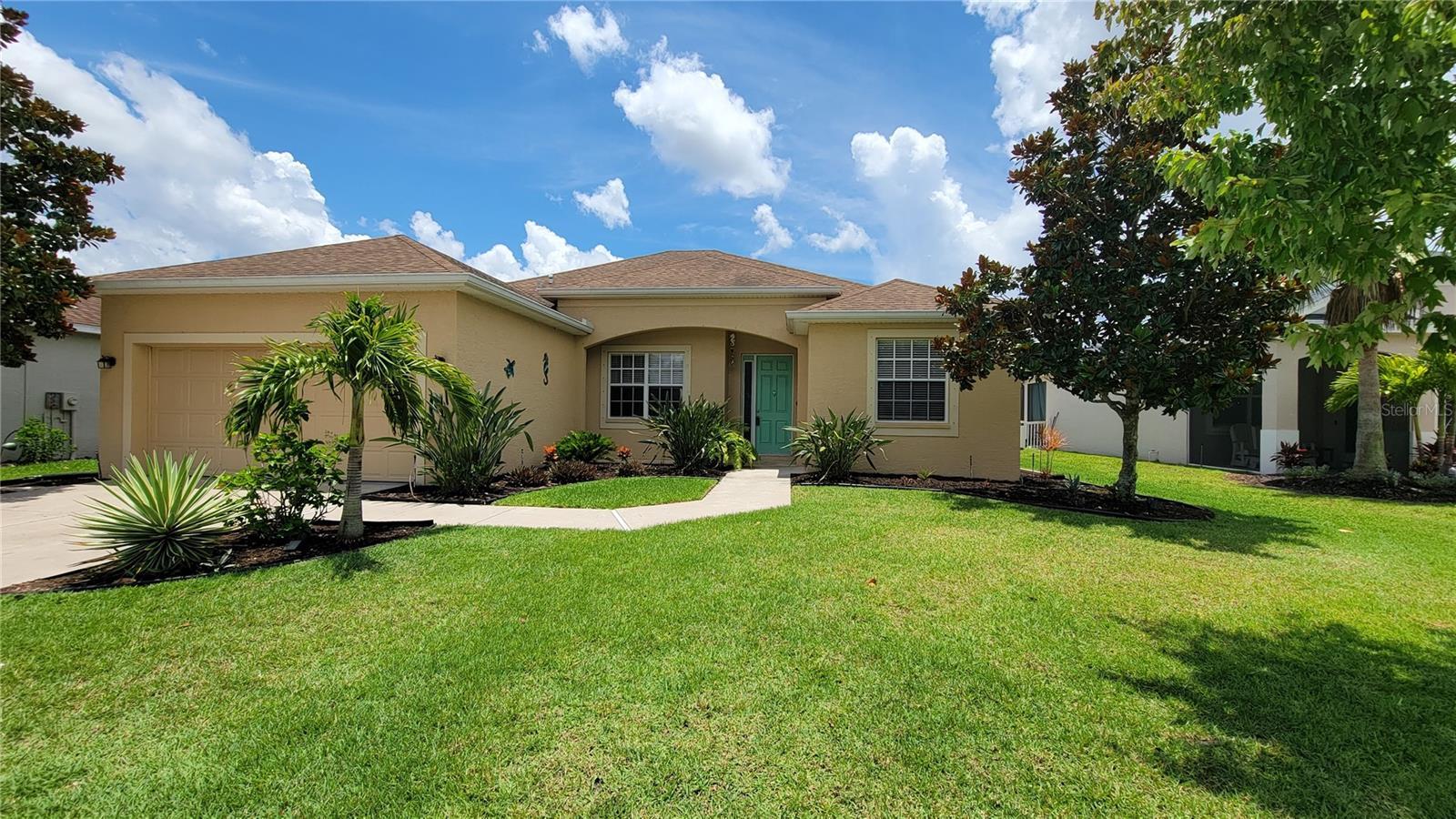 Property Photo: 12852 24th Street Circle E FL 34219