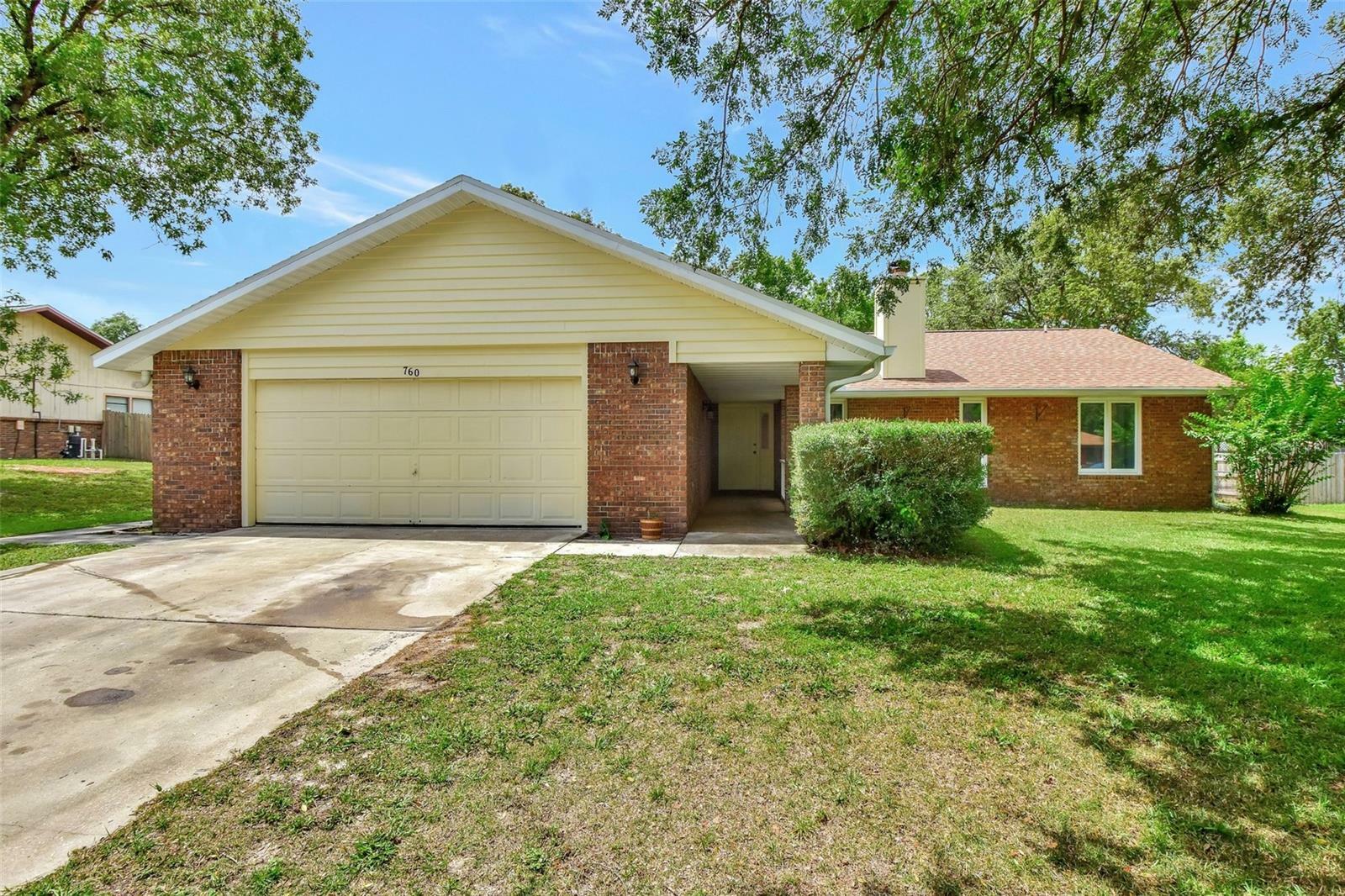 Property Photo:  760 Briarcrest Drive  FL 32763 