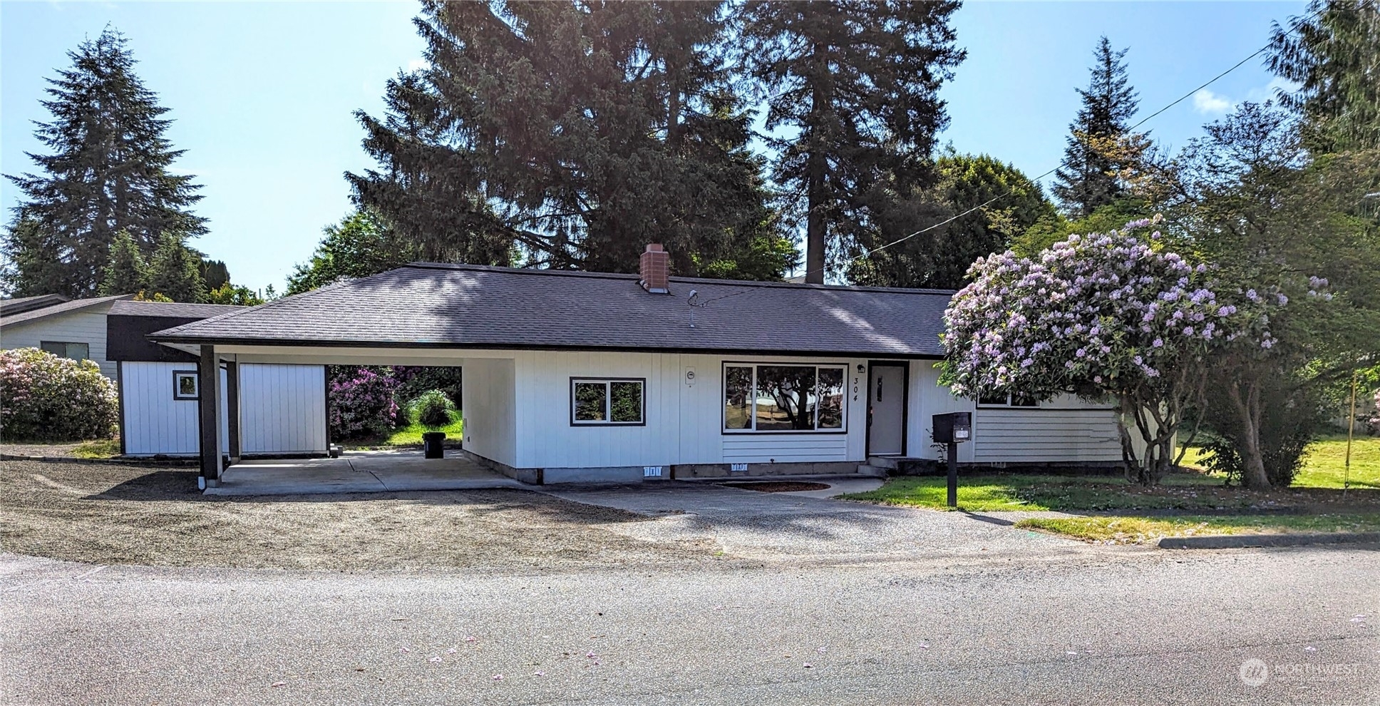 Property Photo:  304 S 7th Street  WA 98563 