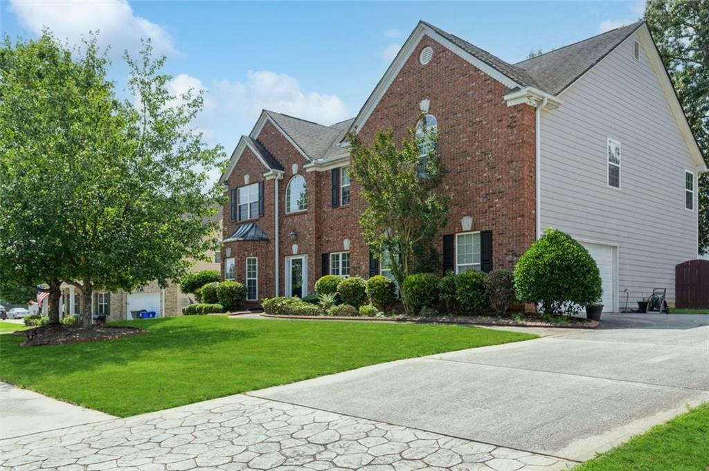 Property Photo: 1005 Hackberry Court GA 30253
