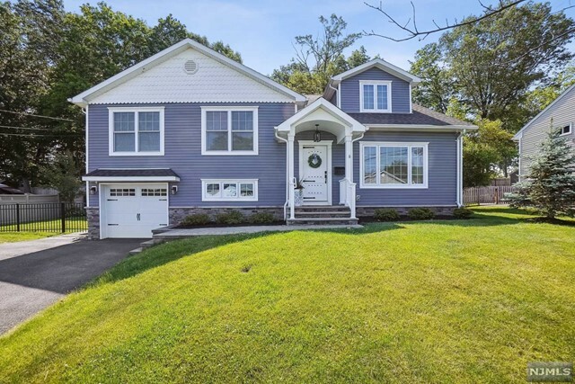 Property Photo:  76 Oak Drive  NJ 07009 