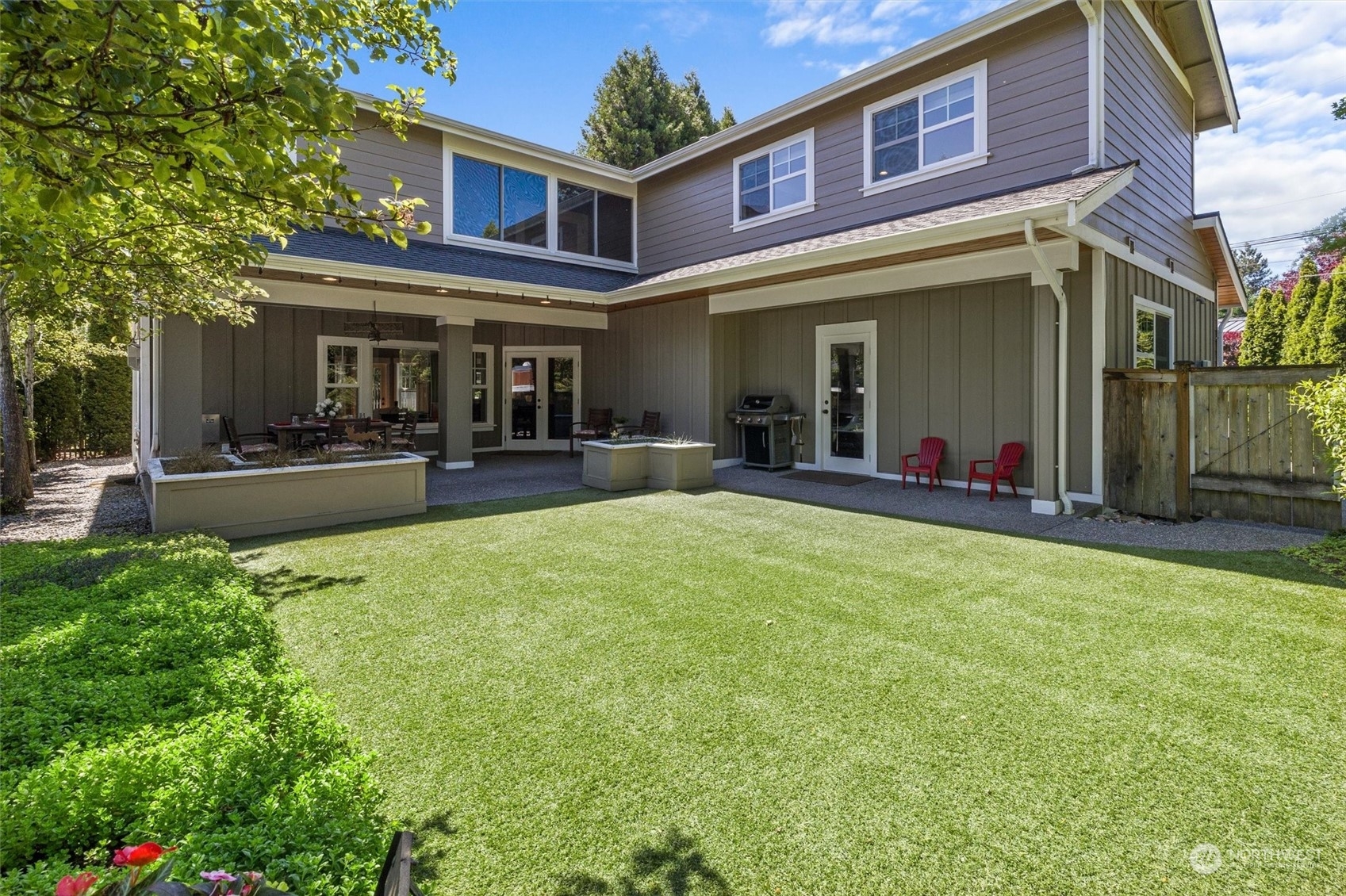 Property Photo: 712 19th Lane W WA 98033