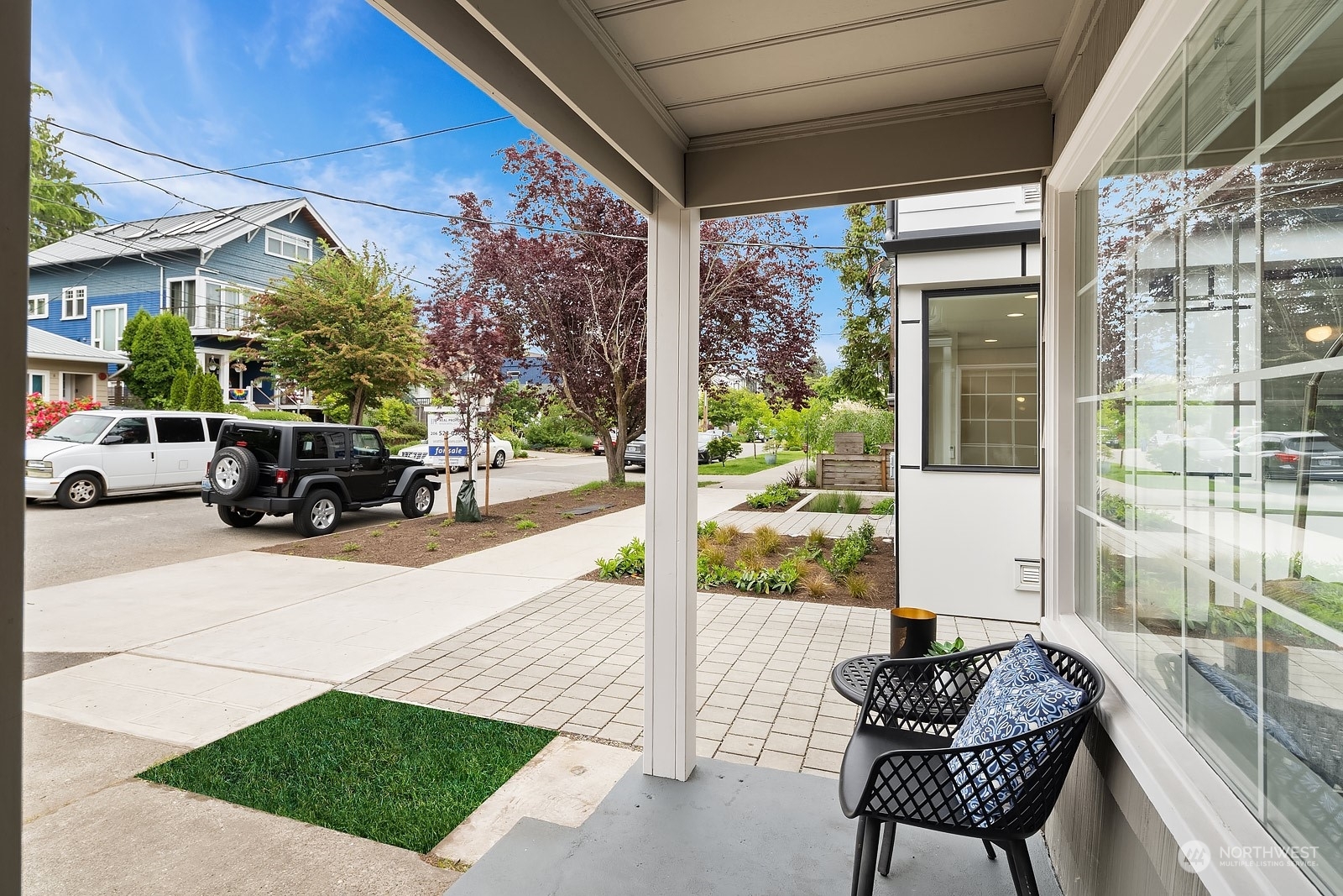 Property Photo:  2049 NW 60th Street  WA 98107 