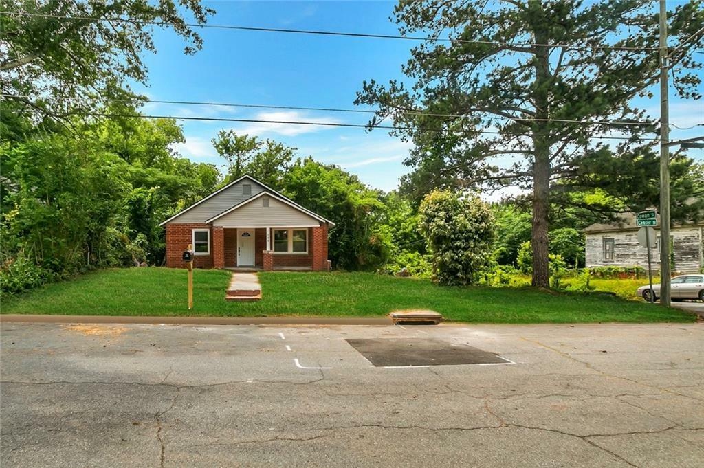 Property Photo:  798 Center Street  GA 31217 