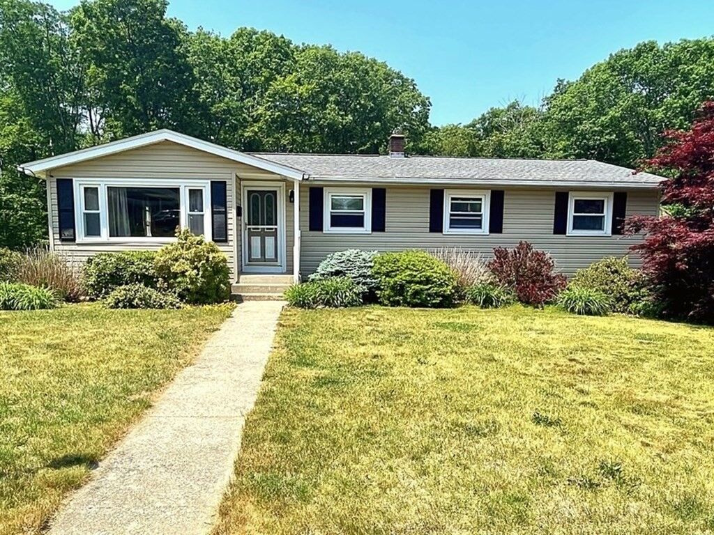 Property Photo: 45 Crestwood Rd. MA 01524