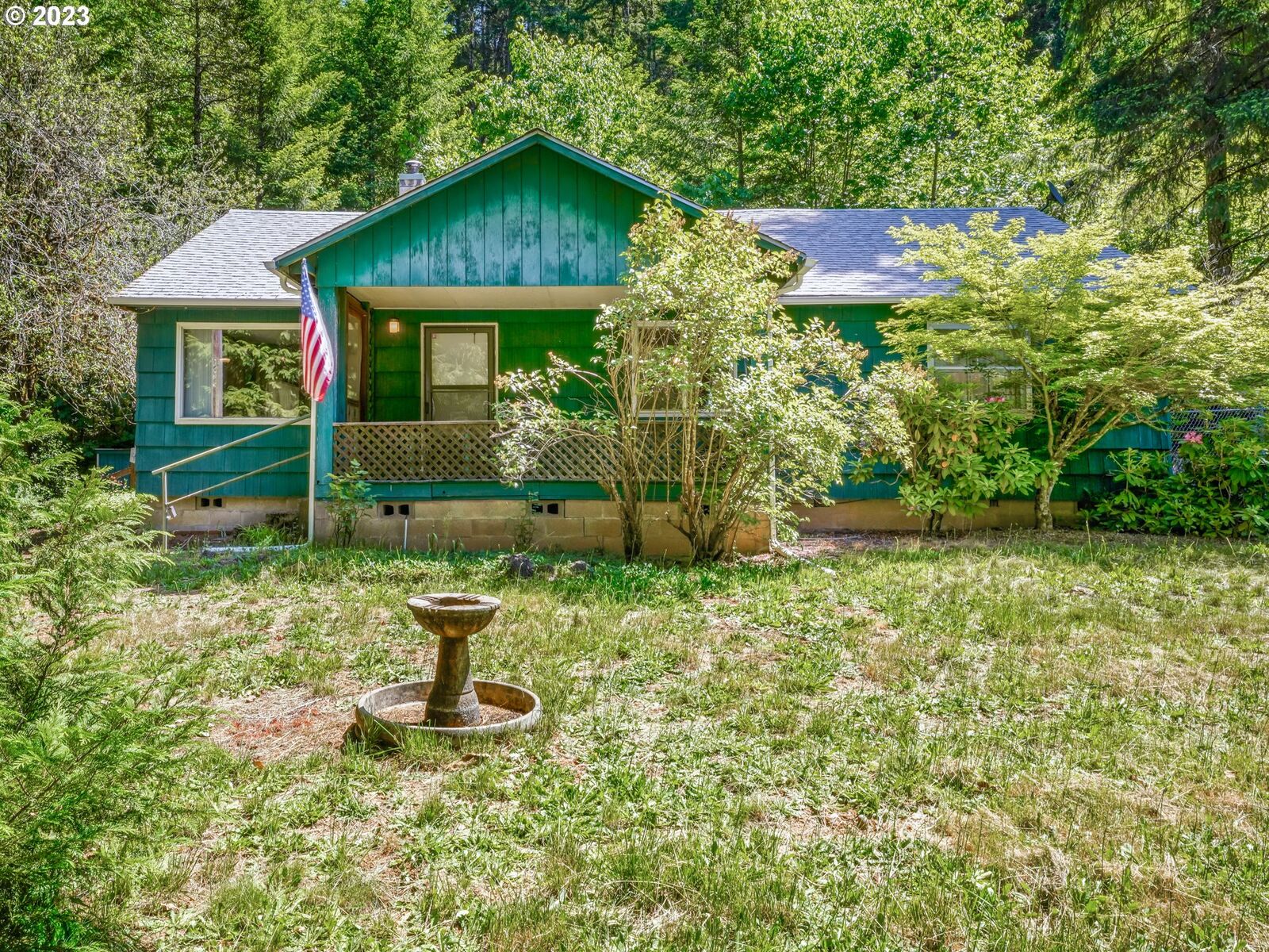 Property Photo:  22589 Highway 36  OR 97419 